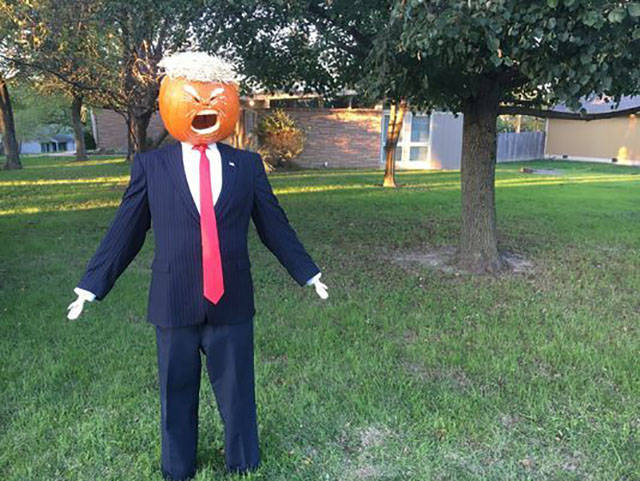 Donald Trumpkin is ready for Halloween.