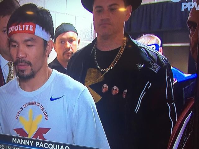 Jimmy Kimmel stole the show at the Mayweather-Pacquiao fight with his Run DMC outfit.