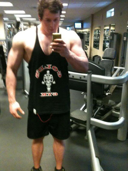 It seems this guy mainly concentrates on his upper body workouts.