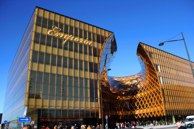 Emporia shopping mall located in the city of Malmö in Sweden has some amazing architecture.