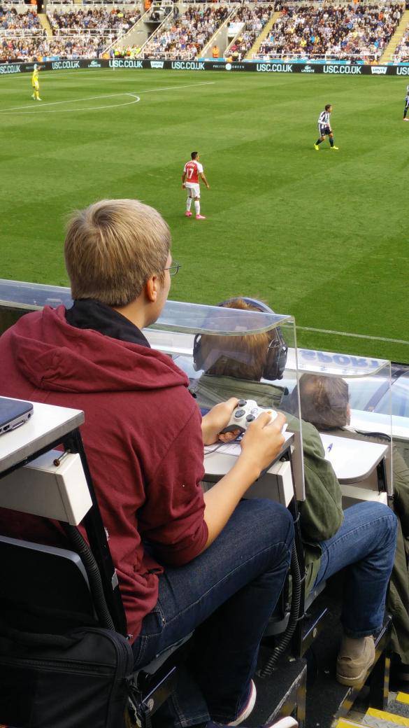 The graphics in FIFA 16 are incredibly realistic.