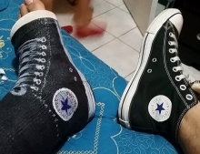 This Guy Made The Best Of Having A Cast On His Leg. Converse Chuck Taylor All Stars Will Never Go Out Of Style.