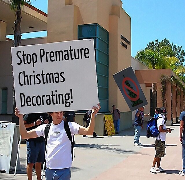 Stop Premature Christmas Decorating Now!